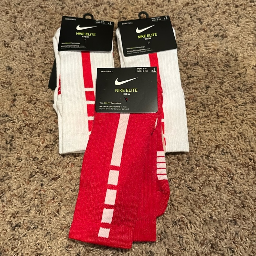 Nike Elite Crew Basketball Sock. Red/ white New Men 6-8 / Women 6-10